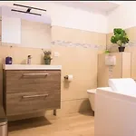 Apartment Balneo & Confort, Tram, Parking